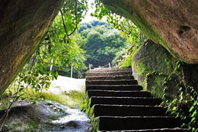 冰川石谷
